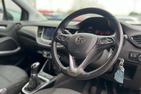 Vauxhall Crossland X 1.6 Turbo D ecoTEC SE Nav Euro 6 (s/s) 5dr 14