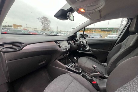 Vauxhall Crossland X 1.6 Turbo D ecoTEC SE Nav Euro 6 (s/s) 5dr 26