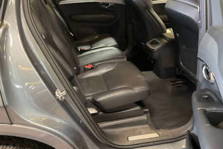 Volvo XC90 2.0 D5 PowerPulse Momentum SUV 5dr Diesel Auto 4WD Euro 6 (s/s) (235 ps) 6