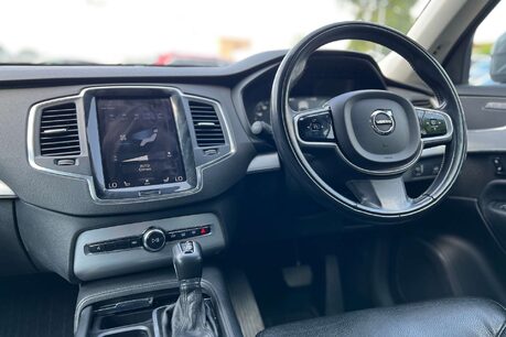 Volvo XC90 2.0 D5 PowerPulse Momentum SUV 5dr Diesel Auto 4WD Euro 6 (s/s) (235 ps) 15