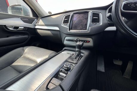 Volvo XC90 2.0 D5 PowerPulse Momentum SUV 5dr Diesel Auto 4WD Euro 6 (s/s) (235 ps) 35