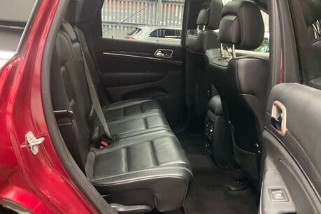 Jeep Grand Cherokee 3.0 V6 CRD Overland SUV 5dr Diesel Auto 4WD Euro 6 (247 bhp) 8
