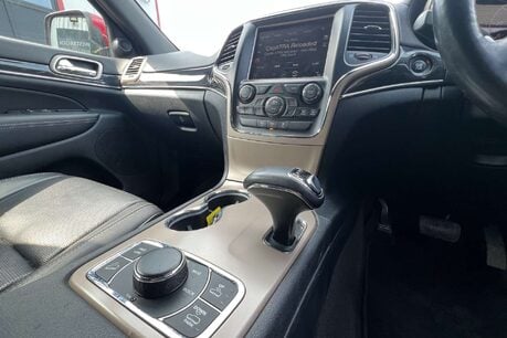 Jeep Grand Cherokee 3.0 V6 CRD Overland SUV 5dr Diesel Auto 4WD Euro 6 (247 bhp) 42