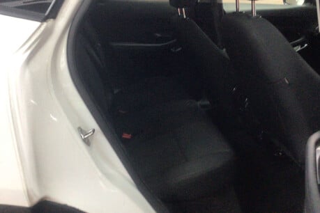 Jaguar E-Pace 2.0 D150 SUV 5dr Diesel Manual Euro 6 (s/s) (150 ps) 8