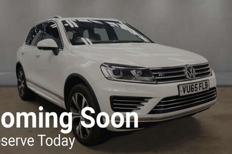 Volkswagen Touareg 3.0 TDI V6 BlueMotion Tech R-Line SUV 5dr Diesel Tiptronic 4WD Euro 6 (s/s) 10