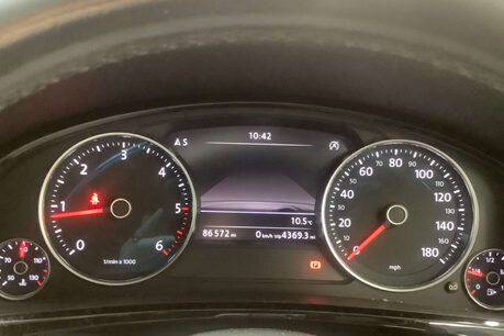 Volkswagen Touareg 3.0 TDI V6 BlueMotion Tech R-Line SUV 5dr Diesel Tiptronic 4WD Euro 6 (s/s) 5