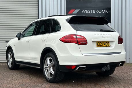 Porsche Cayenne 3.0 TD V6 SUV 5dr Diesel Tiptronic 4WD Euro 5 (s/s) (240 ps) 5