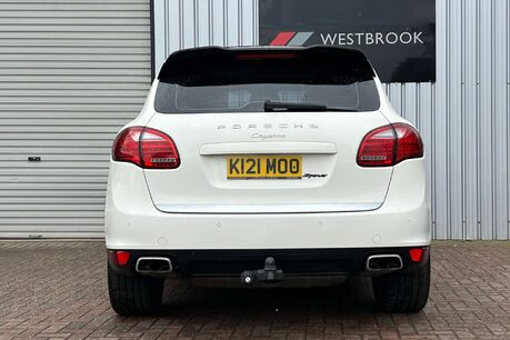 Porsche Cayenne 3.0 TD V6 SUV 5dr Diesel Tiptronic 4WD Euro 5 (s/s) (240 ps) 10