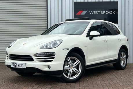 Porsche Cayenne 3.0 TD V6 SUV 5dr Diesel Tiptronic 4WD Euro 5 (s/s) (240 ps) 6