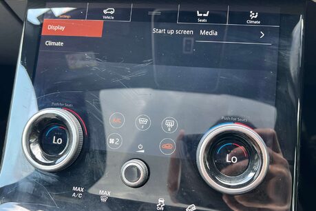 Land Rover Range Rover Velar 2.0 D180 R-Dynamic SE SUV 5dr Diesel Auto 4WD Euro 6 (s/s) (180 ps) 42