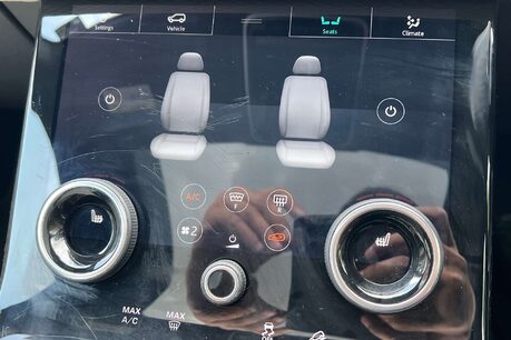 Land Rover Range Rover Velar 2.0 D180 R-Dynamic SE SUV 5dr Diesel Auto 4WD Euro 6 (s/s) (180 ps) 43