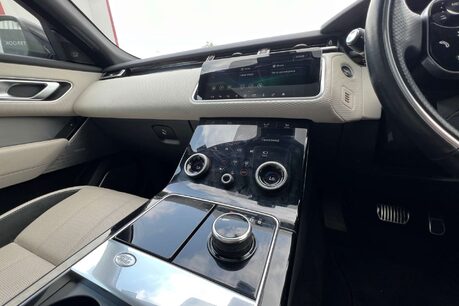Land Rover Range Rover Velar 2.0 D180 R-Dynamic SE SUV 5dr Diesel Auto 4WD Euro 6 (s/s) (180 ps) 38