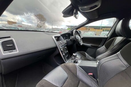 Volvo XC60 2.0 D4 R-Design Euro 6 (s/s) 5dr 24