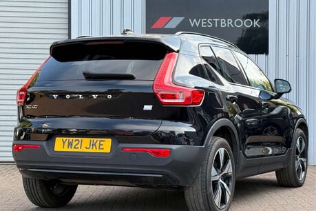 Volvo XC40 1.5h T4 Recharge 10.7kWh R-Design Auto Euro 6 (s/s) 5dr 2