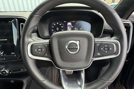 Volvo XC40 1.5h T4 Recharge 10.7kWh R-Design Auto Euro 6 (s/s) 5dr 6