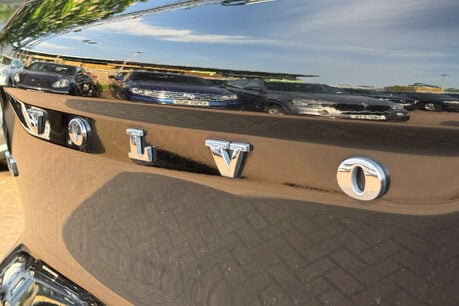 Volvo XC40 1.5h T4 Recharge 10.7kWh R-Design Auto Euro 6 (s/s) 5dr 25