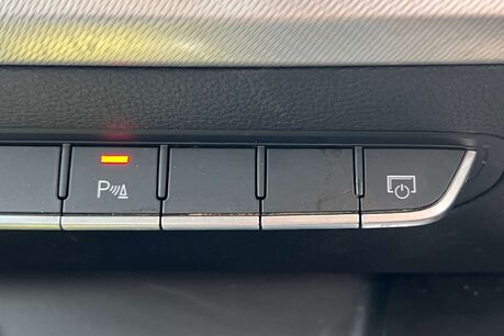 Audi A4 2.0 TDI ultra Sport Estate 5dr Diesel Manual Euro 6 (s/s) (150 ps) 43