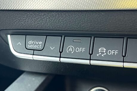 Audi A4 2.0 TDI ultra Sport Estate 5dr Diesel Manual Euro 6 (s/s) (150 ps) 42