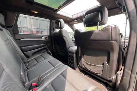 Jeep Grand Cherokee 3.0 V6 CRD Summit SUV 5dr Diesel Auto 4WD Euro 6 (247 bhp) 24