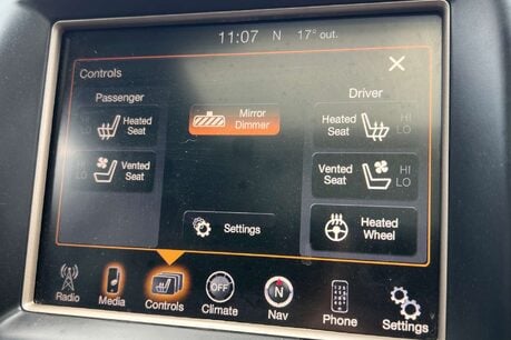 Jeep Grand Cherokee 3.0 V6 CRD Summit SUV 5dr Diesel Auto 4WD Euro 6 (247 bhp) 41