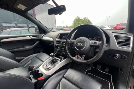 Audi Q5 2.0 TDI S line Plus SUV 5dr Diesel Manual quattro Euro 5 (s/s) (177 ps) 16