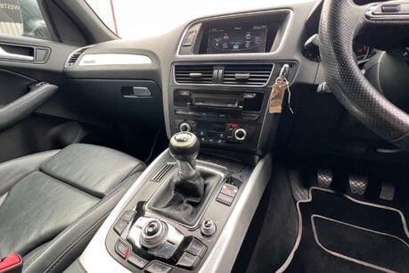 Audi Q5 2.0 TDI S line Plus SUV 5dr Diesel Manual quattro Euro 5 (s/s) (177 ps) 32
