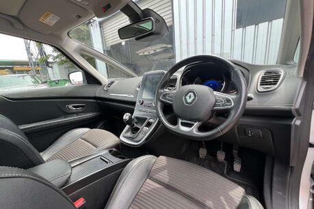 Renault Scenic 1.5 dCi Dynamique S Nav MPV 5dr Diesel Manual Euro 6 (s/s) (110 ps) 18
