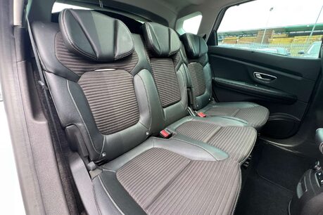 Renault Scenic 1.5 dCi Dynamique S Nav MPV 5dr Diesel Manual Euro 6 (s/s) (110 ps) 23