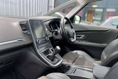 Renault Scenic 1.5 dCi Dynamique S Nav MPV 5dr Diesel Manual Euro 6 (s/s) (110 ps) 30