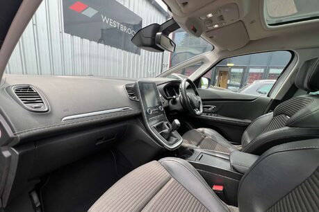 Renault Scenic 1.5 dCi Dynamique S Nav MPV 5dr Diesel Manual Euro 6 (s/s) (110 ps) 31
