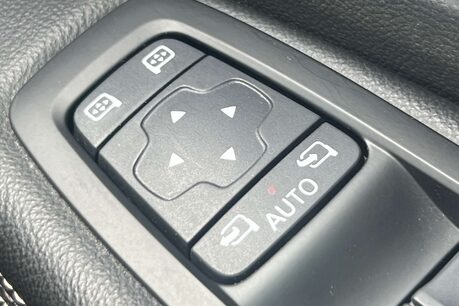 Renault Scenic 1.5 dCi Dynamique S Nav MPV 5dr Diesel Manual Euro 6 (s/s) (110 ps) 57