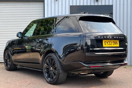Land Rover Range Rover 3.0 D350 MHEV HSE SUV 5dr Diesel Auto 4WD Euro 6 (s/s) (350 ps) 4