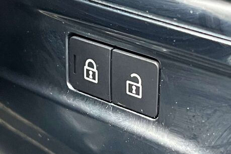 Land Rover Range Rover 3.0 D350 MHEV HSE SUV 5dr Diesel Auto 4WD Euro 6 (s/s) (350 ps) 77
