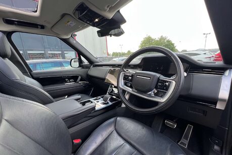 Land Rover Range Rover 3.0 D350 MHEV HSE SUV 5dr Diesel Auto 4WD Euro 6 (s/s) (350 ps) 17