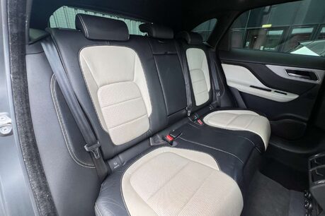 Jaguar F-Pace 2.0 D180 R-Sport SUV 5dr Diesel Manual Euro 6 (s/s) (180 ps) 23