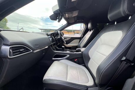 Jaguar F-Pace 2.0 D180 R-Sport SUV 5dr Diesel Manual Euro 6 (s/s) (180 ps) 30