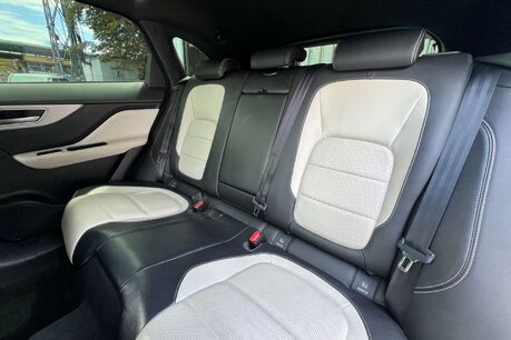 Jaguar F-Pace 2.0 D180 R-Sport SUV 5dr Diesel Manual Euro 6 (s/s) (180 ps) 26