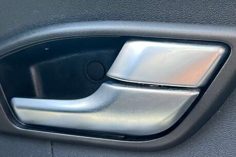 Land Rover Range Rover Evoque 2.2 SD4 Pure Tech SUV 5dr Diesel Auto 4WD Euro 5 (s/s) (190 ps) 65
