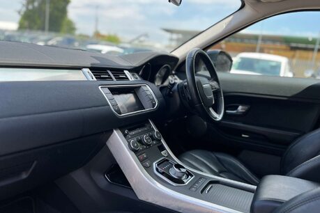 Land Rover Range Rover Evoque 2.2 SD4 Pure Tech SUV 5dr Diesel Auto 4WD Euro 5 (s/s) (190 ps) 32