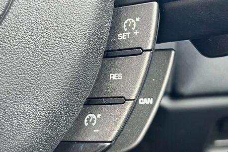 Land Rover Range Rover Evoque 2.2 SD4 Pure Tech SUV 5dr Diesel Auto 4WD Euro 5 (s/s) (190 ps) 55