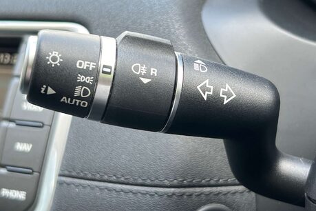 Land Rover Range Rover Evoque 2.2 SD4 Pure Tech SUV 5dr Diesel Auto 4WD Euro 5 (s/s) (190 ps) 51