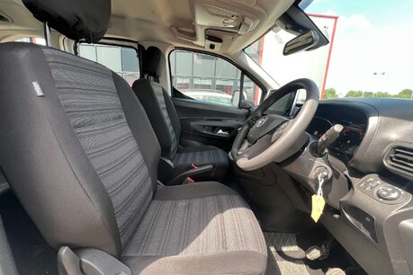 Vauxhall Combo Life 1.5 Turbo D BlueInjection Energy (7ST) MPV 5dr Diesel Manual Euro 6 (s/s) ( 22