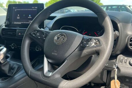 Vauxhall Combo Life 1.5 Turbo D BlueInjection Energy (7ST) MPV 5dr Diesel Manual Euro 6 (s/s) ( 20