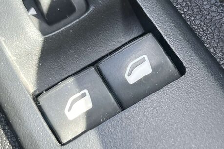 Vauxhall Combo Life 1.5 Turbo D BlueInjection Energy (7ST) MPV 5dr Diesel Manual Euro 6 (s/s) ( 56