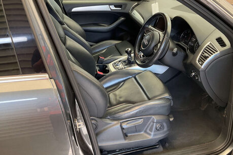Audi Q5 2.0 TDI S line Plus SUV 5dr Diesel Manual quattro Euro 5 (s/s) (150 ps) 8