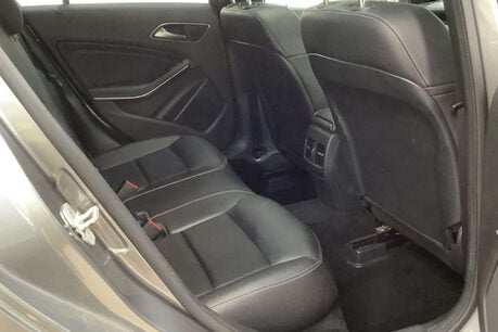Mercedes-Benz A Class 1.5 A180d Sport Hatchback 5dr Diesel Manual Euro 6 (s/s) (109 ps) 8