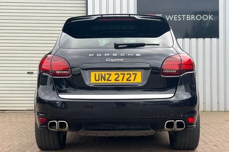 Porsche Cayenne 3.0 TD V6 SUV 5dr Diesel Tiptronic 4WD Euro 5 (s/s) (240 ps) 4