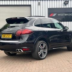 Porsche Cayenne 3.0 TD V6 SUV 5dr Diesel Tiptronic 4WD Euro 5 (s/s) (240 ps) 7