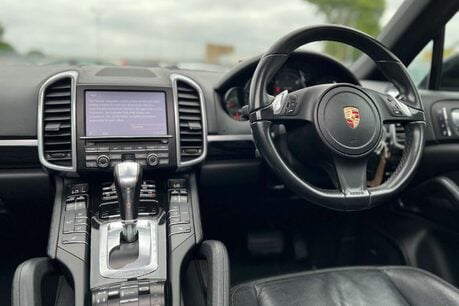 Porsche Cayenne 3.0 TD V6 SUV 5dr Diesel Tiptronic 4WD Euro 5 (s/s) (240 ps) 14
