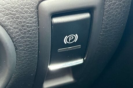 Porsche Cayenne 3.0 TD V6 SUV 5dr Diesel Tiptronic 4WD Euro 5 (s/s) (240 ps) 71